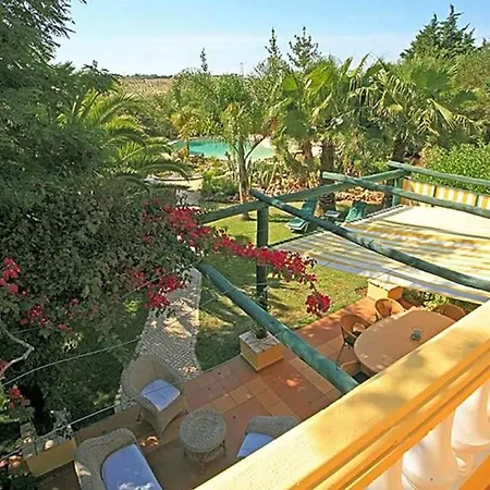 Sleeps 10 Pool Air Con Wifi Villa
