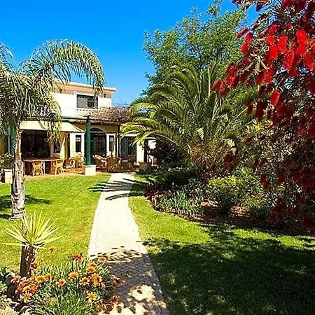 Sleeps 10 Pool Air Con Wifi *